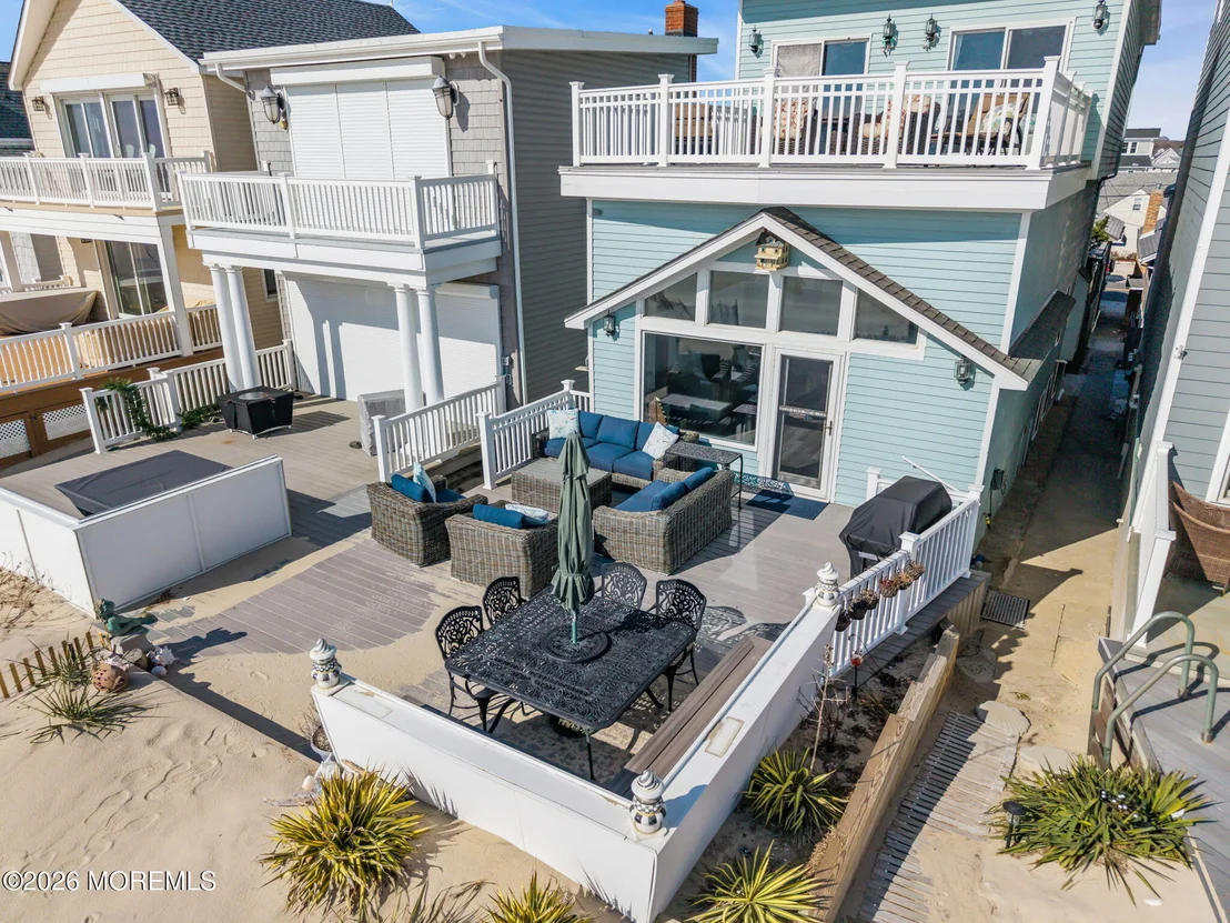 Photo of 55 Beachfront