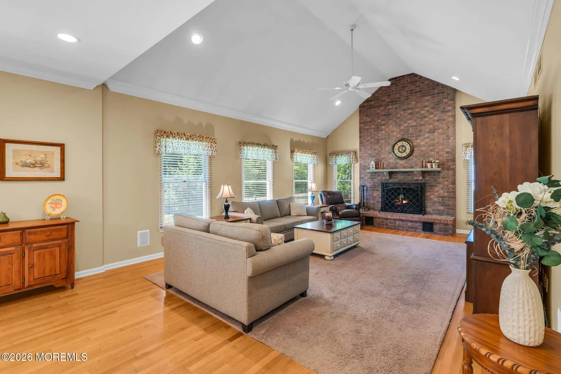 Photo of 28 Arbor Way