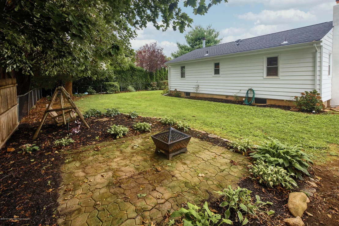 Photo of 16 Springfield Avenue