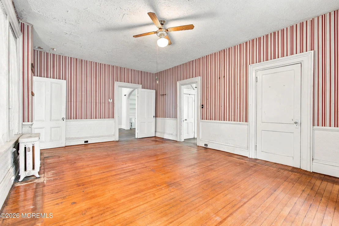 Photo of 80 Main Street