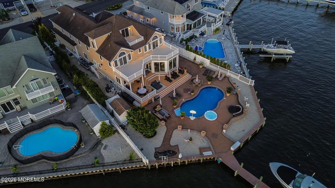 Photo of 531 Bayview Drive