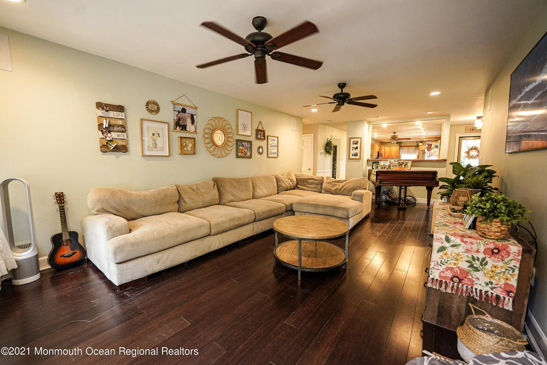 Photo of 408 Crestview Terrace