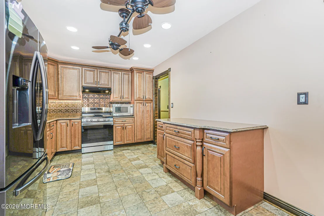 Photo of 66 Cedar Swamp Road