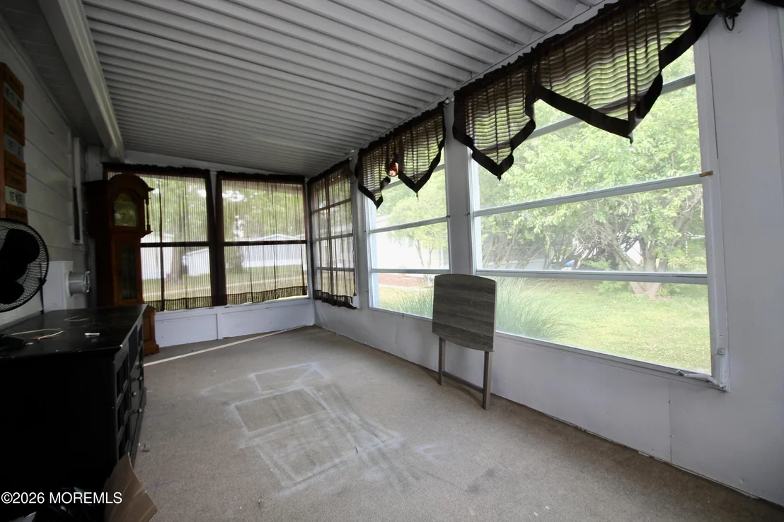 Photo of 562 Sara Drive