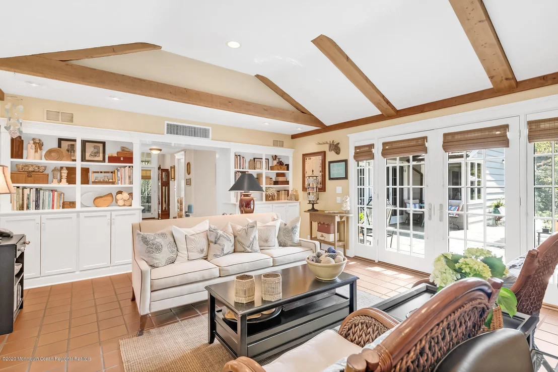 Photo of 548 Ridge Road Road