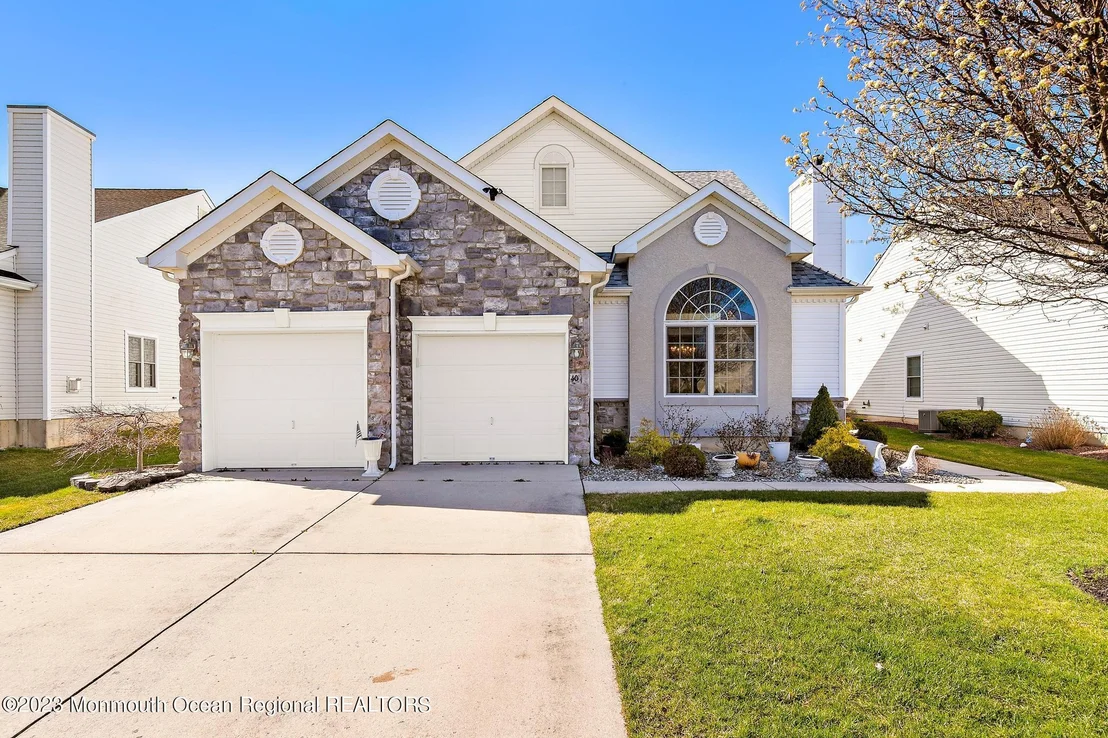 Photo of 40 Eagleswood Drive