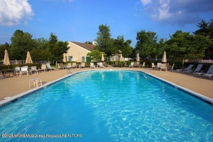 Photo of 32 Tall Pines Drive
