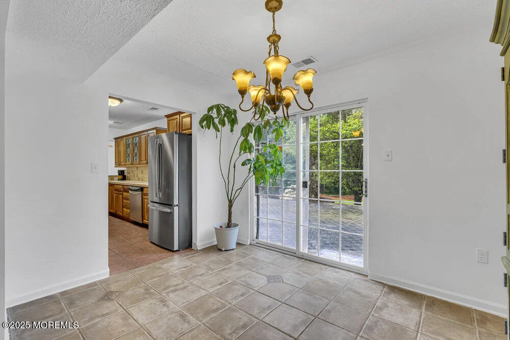 Photo of 810 Blenheim Drive