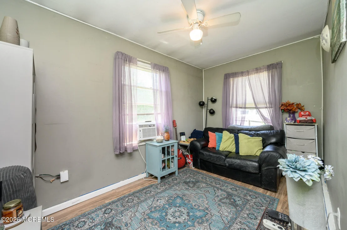 Photo of 904 Central Avenue