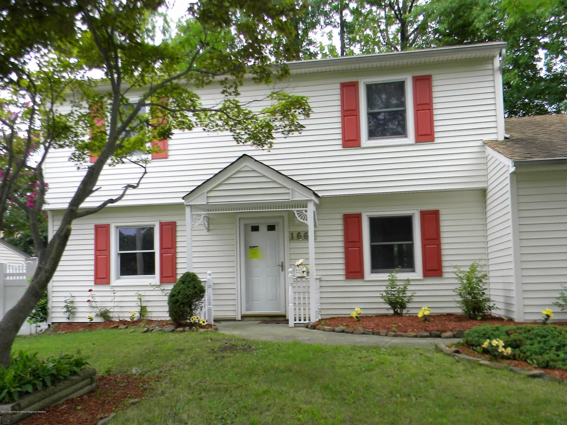 Photo of 1668 Union Avenue