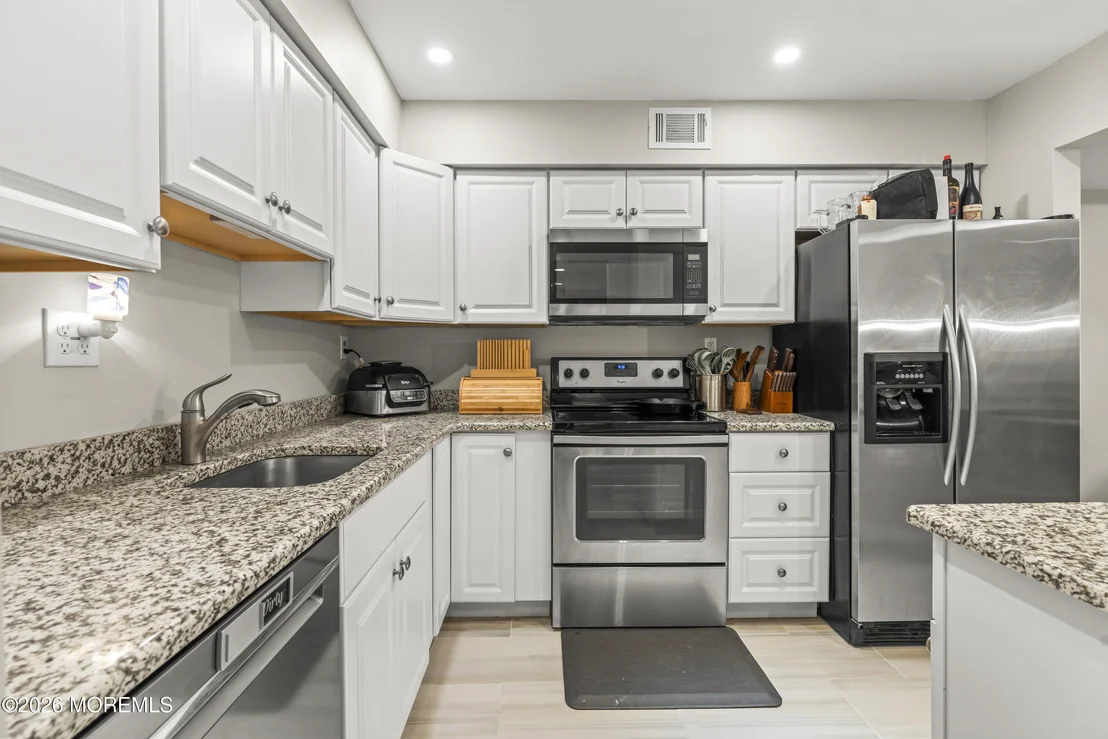 Photo of 303 Wellington PL