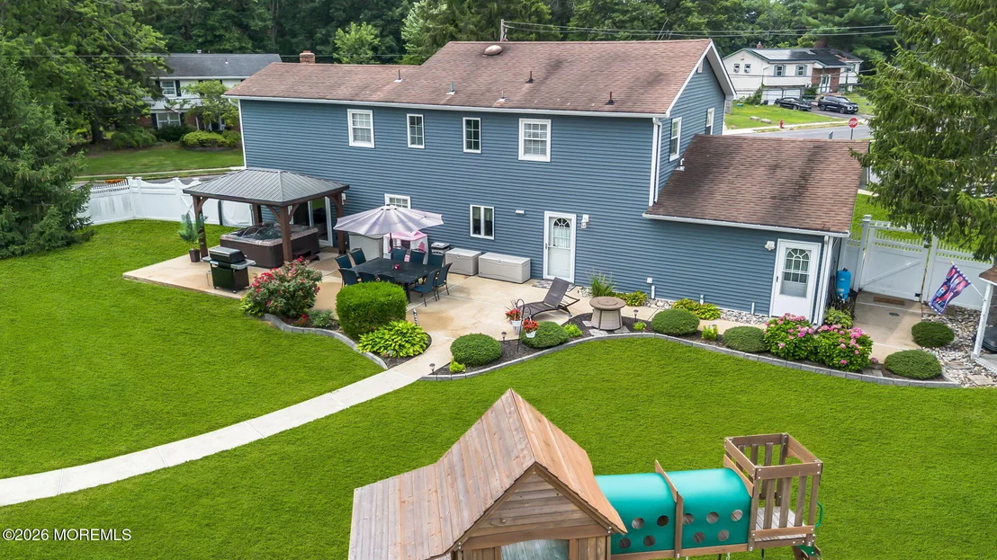 Photo of 1 Meadowbrook Drive