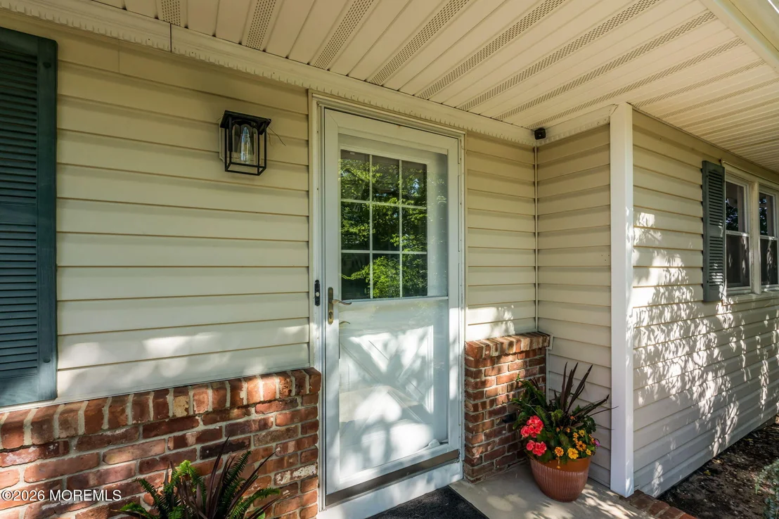 Photo of 424 Cornell Drive