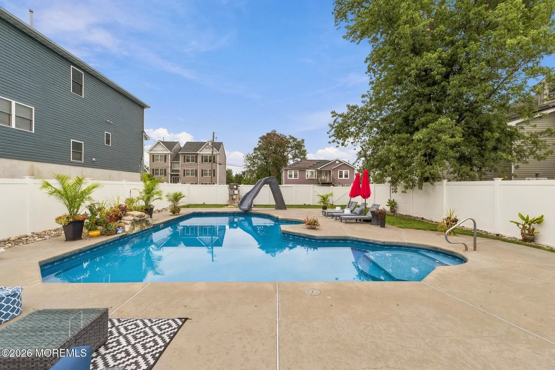 Photo of 355 Lorillard Avenue