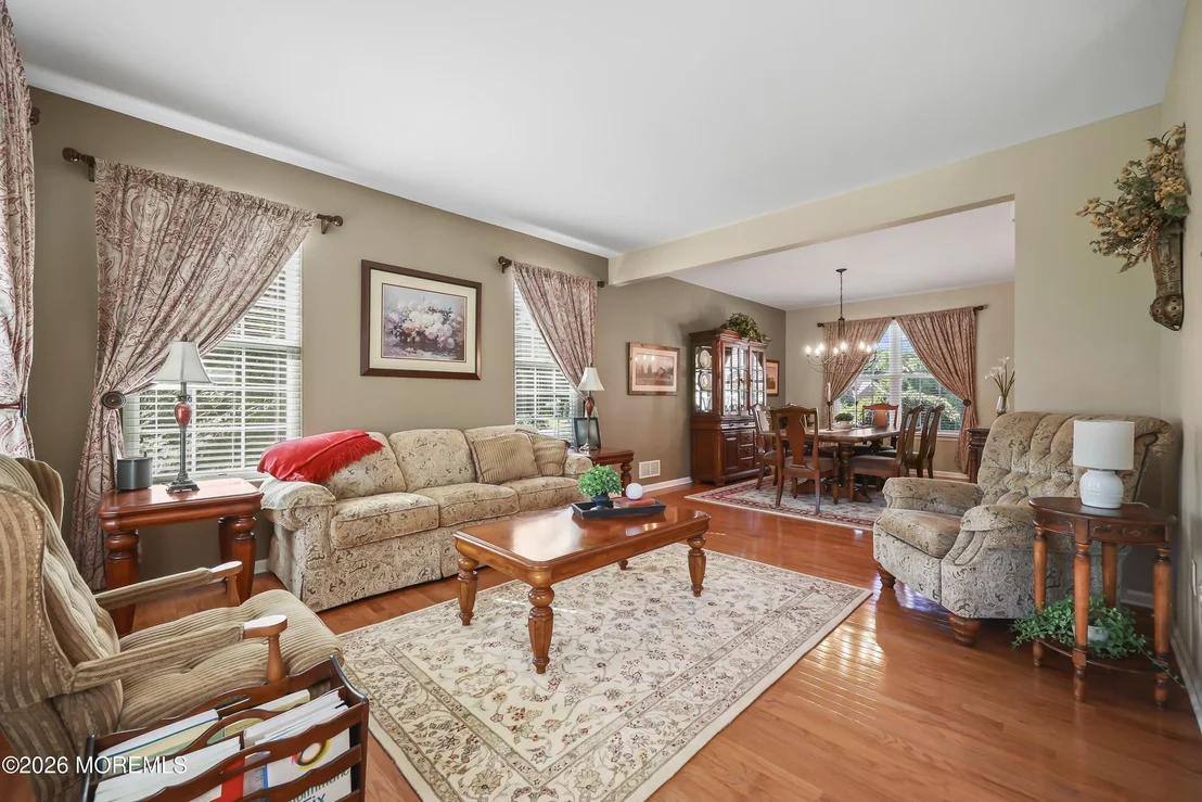 Photo of 14 Whispering Grove Boulevard