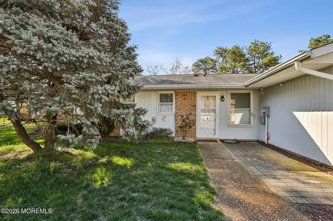 Photo of 14B Cambridge Circle