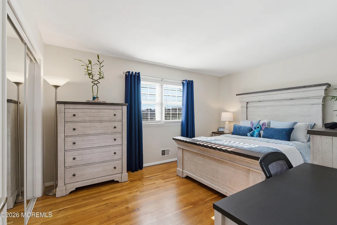 Photo of 3148 Oceanic Drive