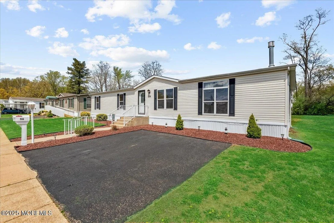Photo of 56 Silvermeade Drive