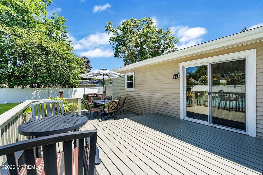 Photo of 1126 Overlook Drive