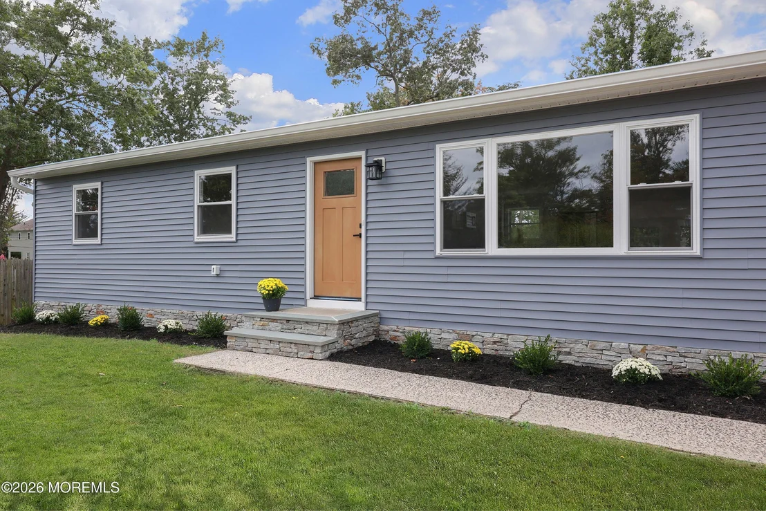 Photo of 1703 Whitcomb Road
