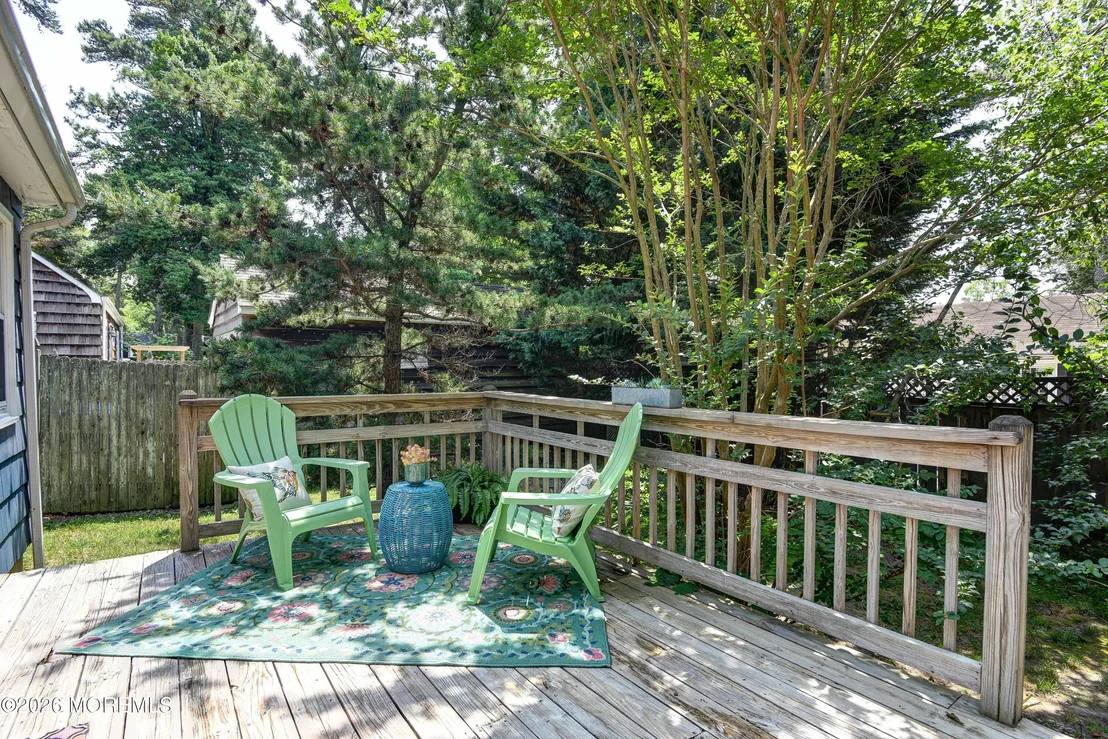 Photo of 309 Deerfoot Lane