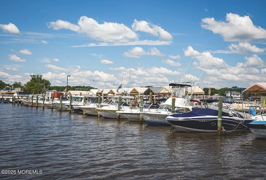 Photo of 5 River Edge Drive
