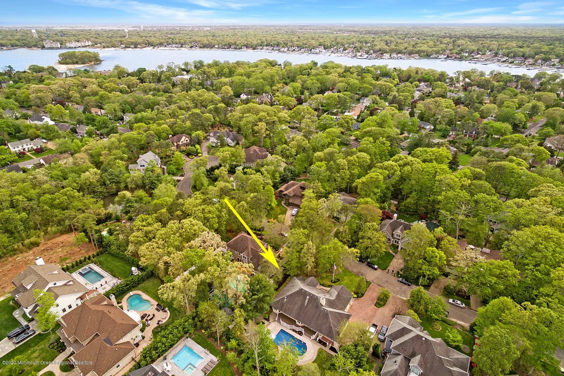 Photo of 9 S Tamarack Drive