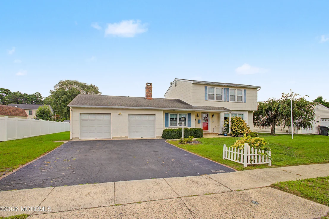 Photo of 159 Berkeley Drive