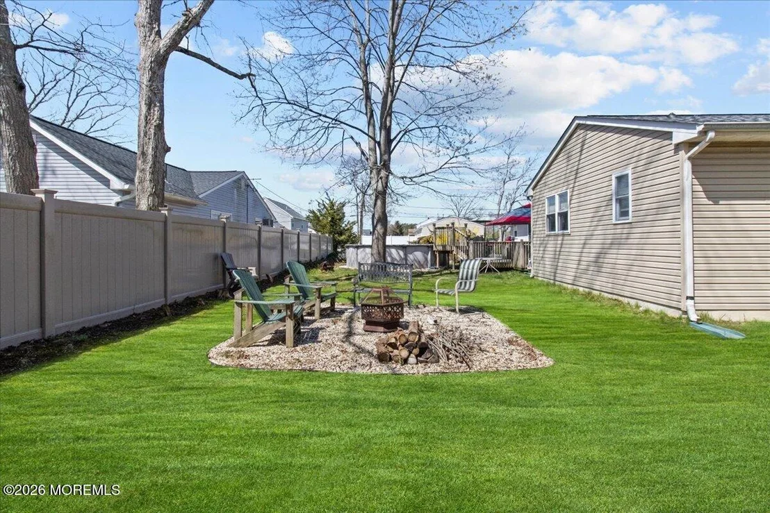 Photo of 939 Clifton Street