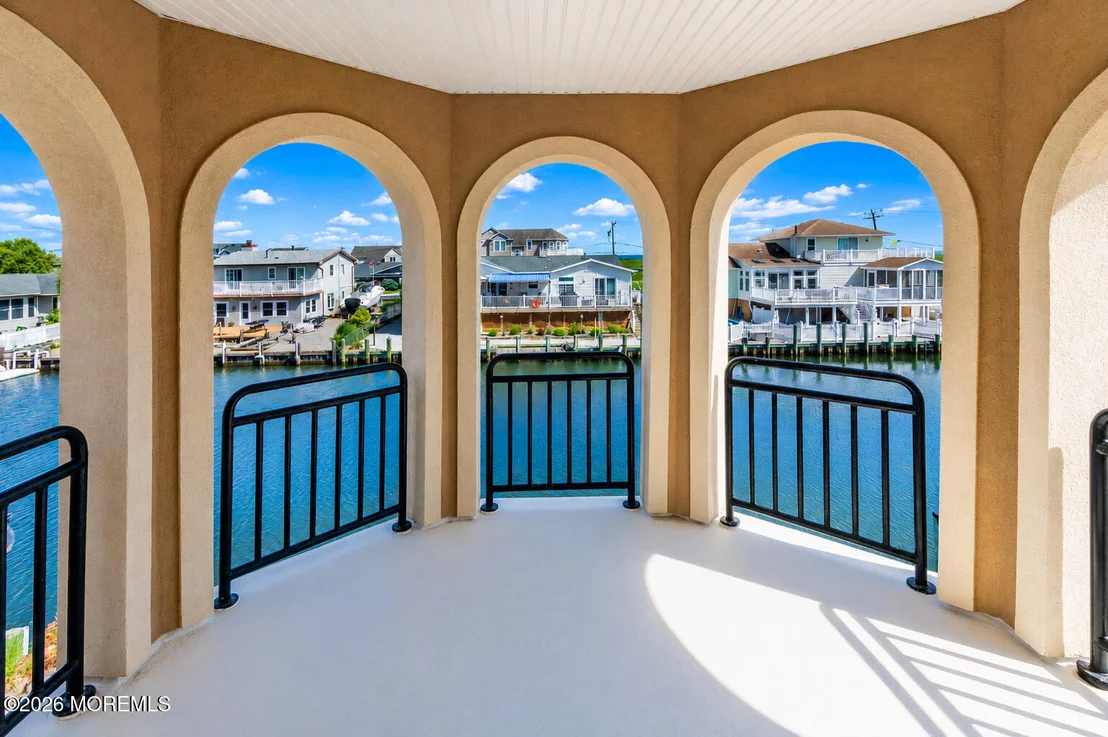 Photo of 835 Anchor Drive
