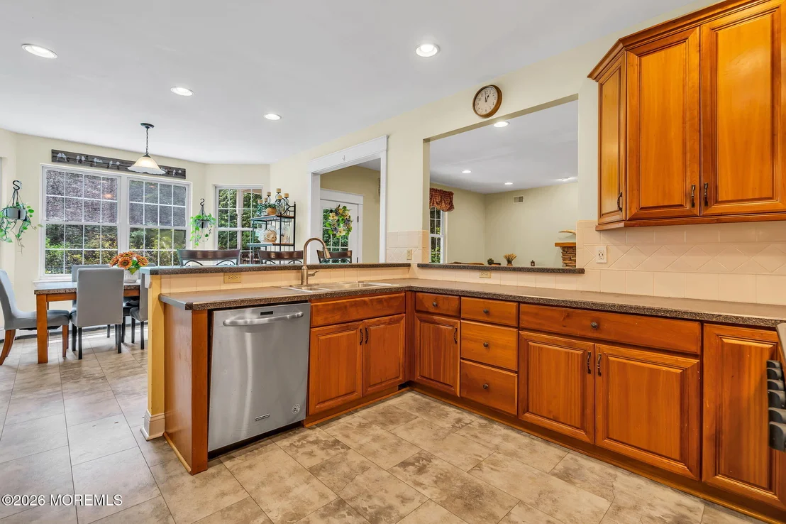 Photo of 77 Savannah Road