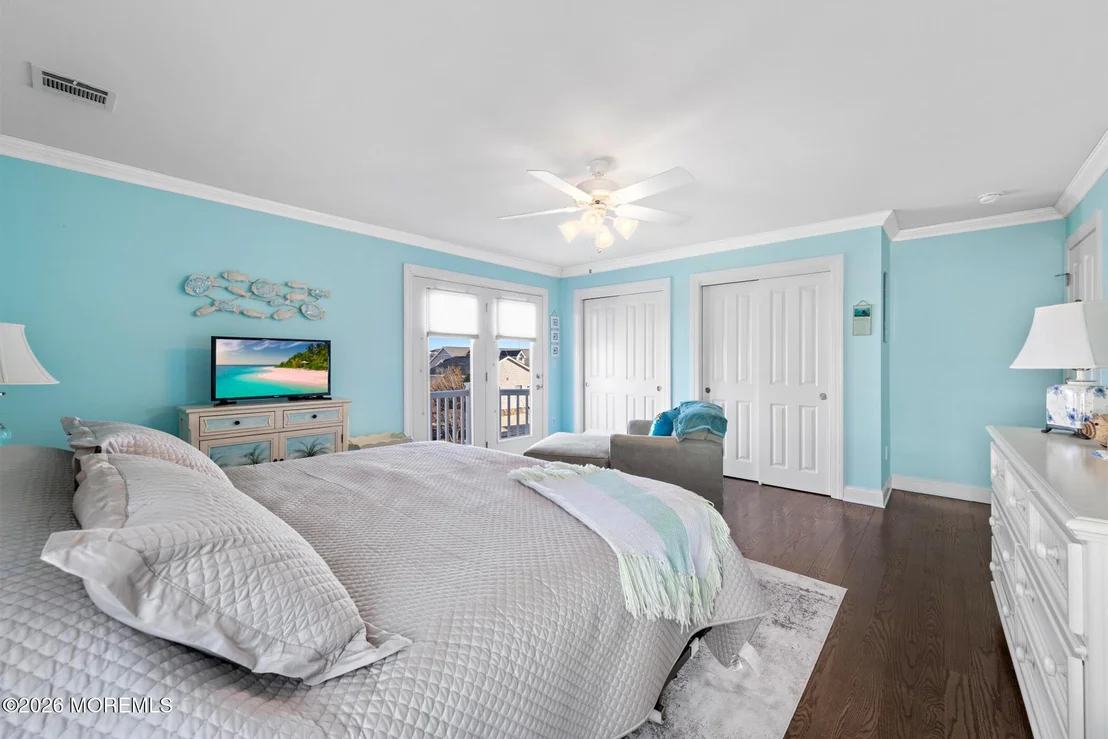 Photo of 305 Sloop Lane