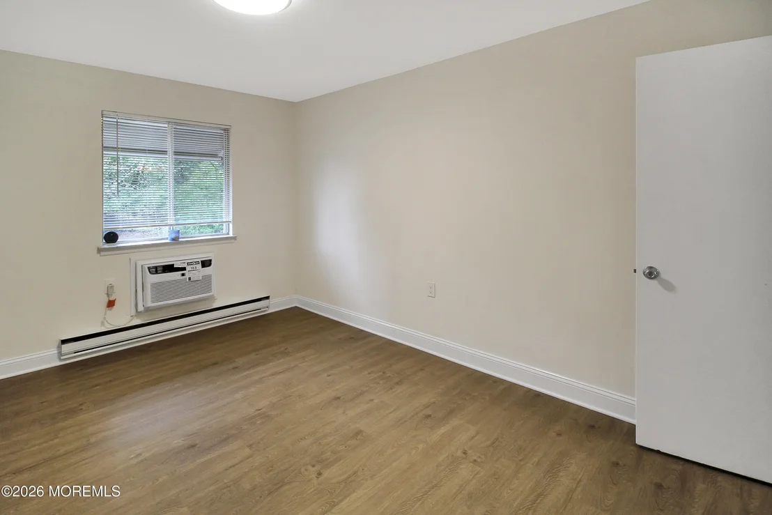 Photo of 4d Potomac Lane
