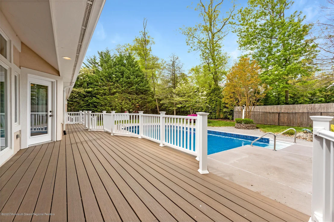 Photo of 9 S Tamarack Drive