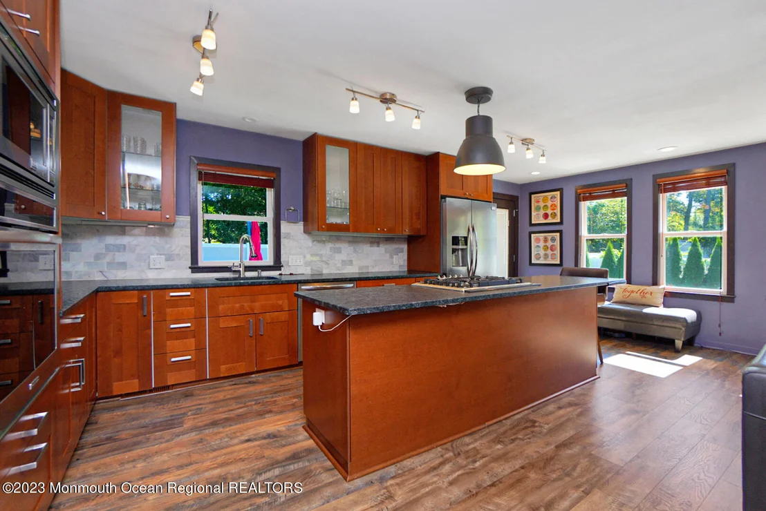 Photo of 175 Delaware Avenue
