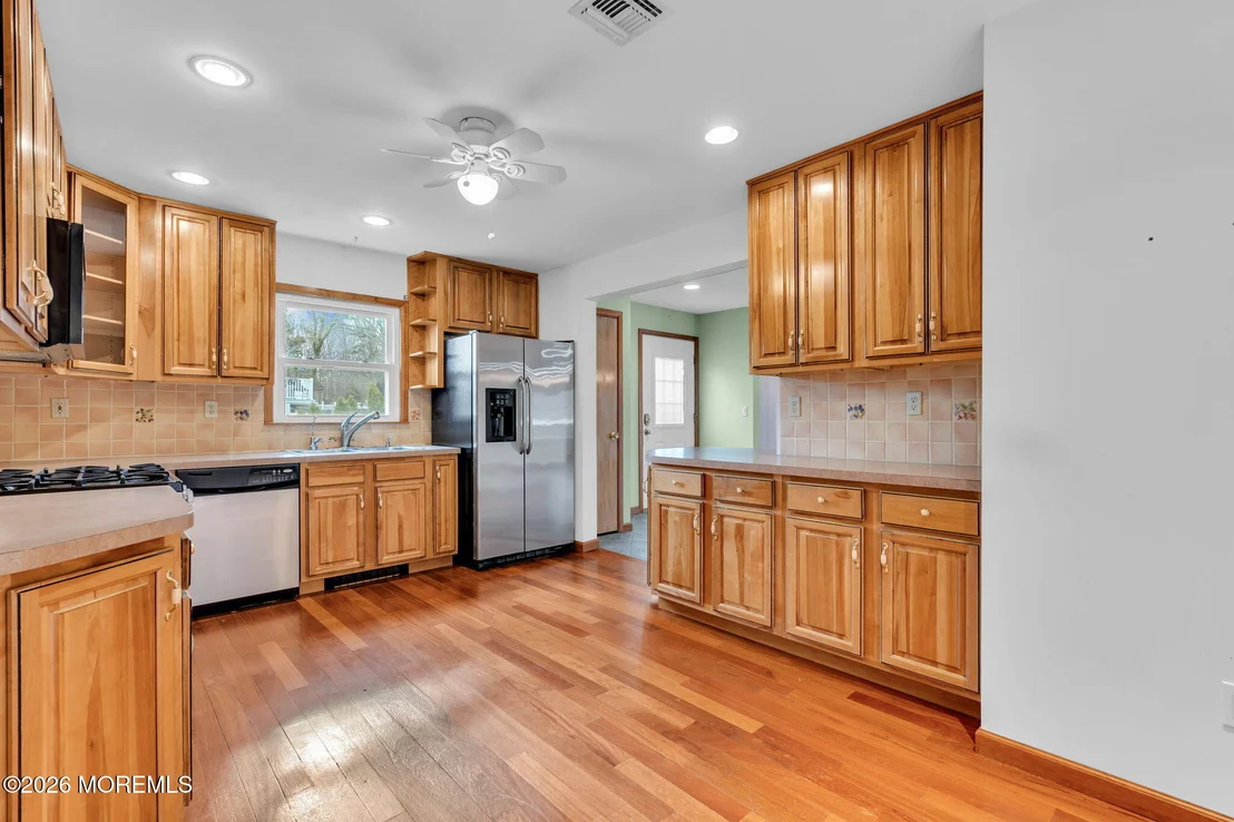 Photo of 20 Sylvan Boulevard