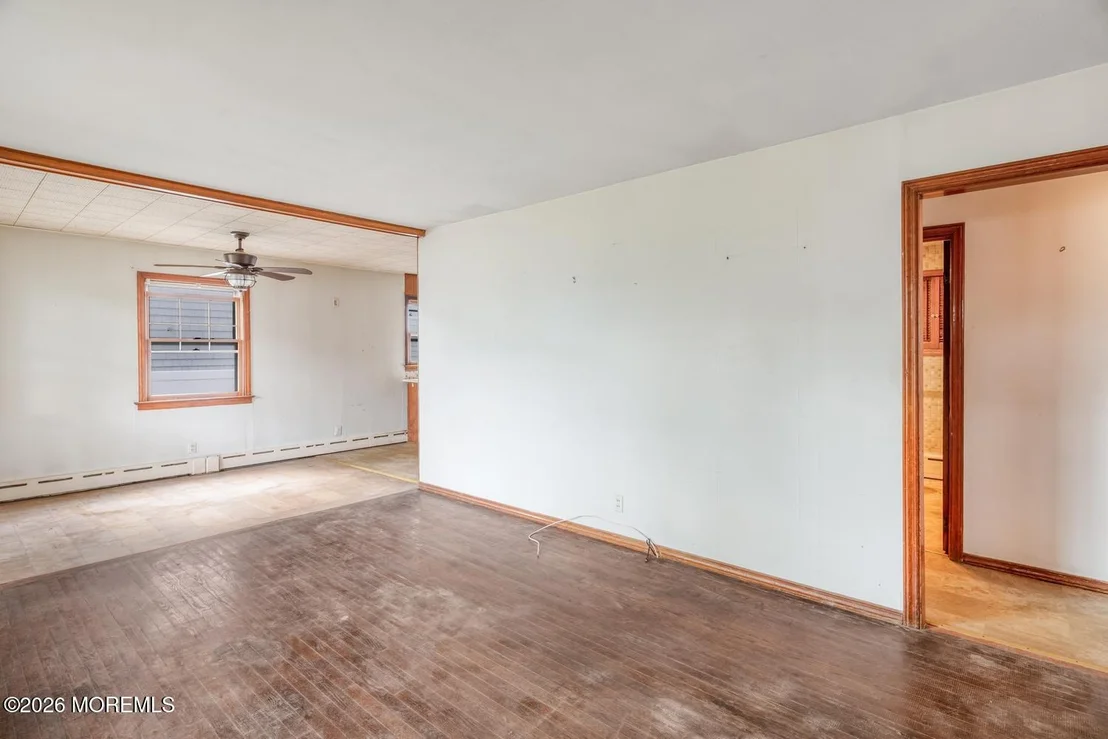 Photo of 303 Cedar Avenue