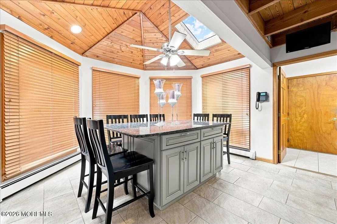 Photo of 483 Drum Point Road