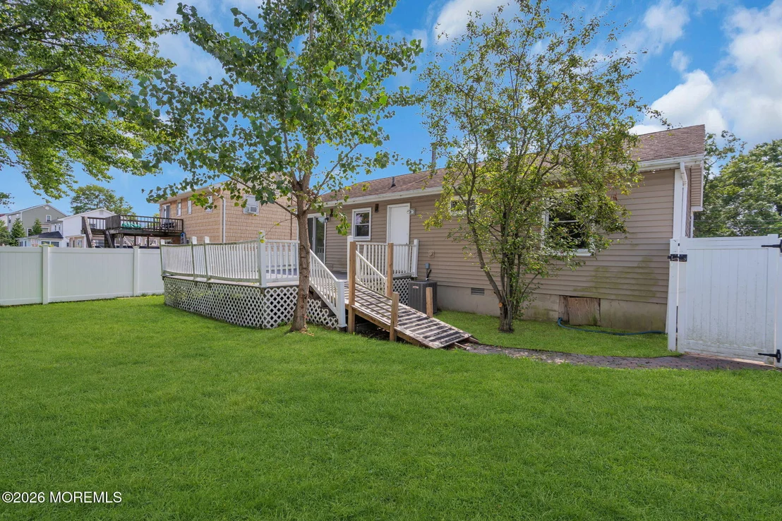 Photo of 3108 Oceanic Drive