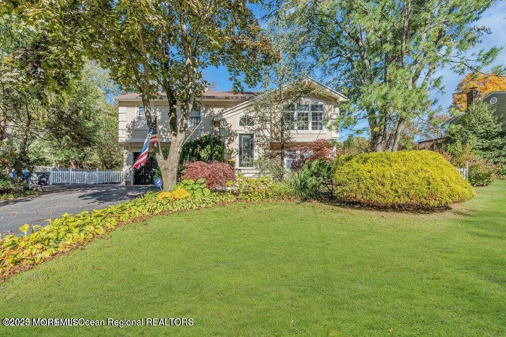 Photo of 541 Frank Applegate Road