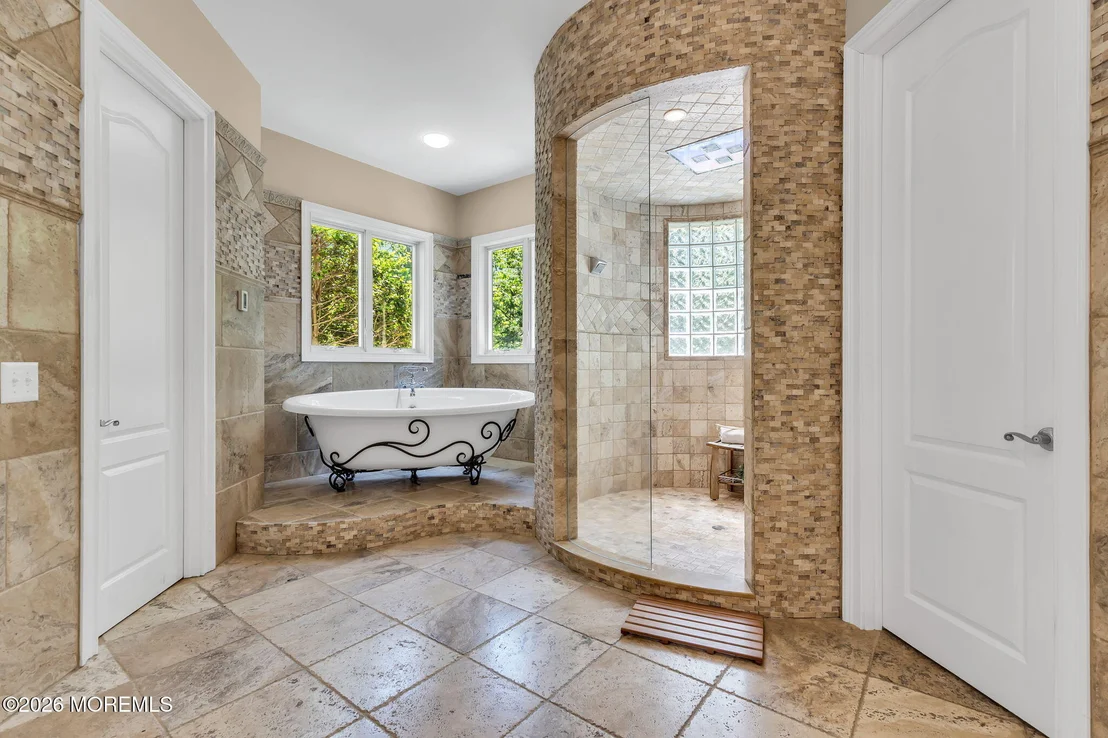 Photo of 347 Millstone Road