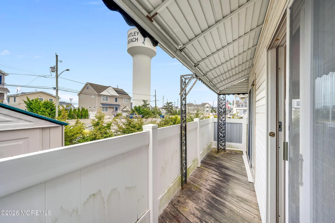 Photo of 202 5th Avenue