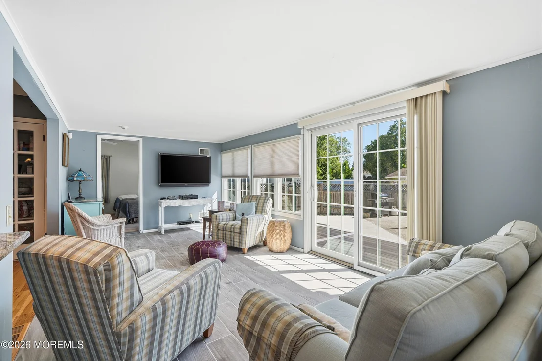 Photo of 481 Admiral Road
