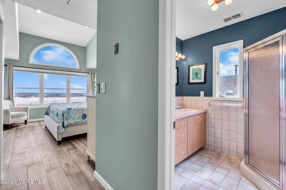 Photo of 3176 Ocean Road