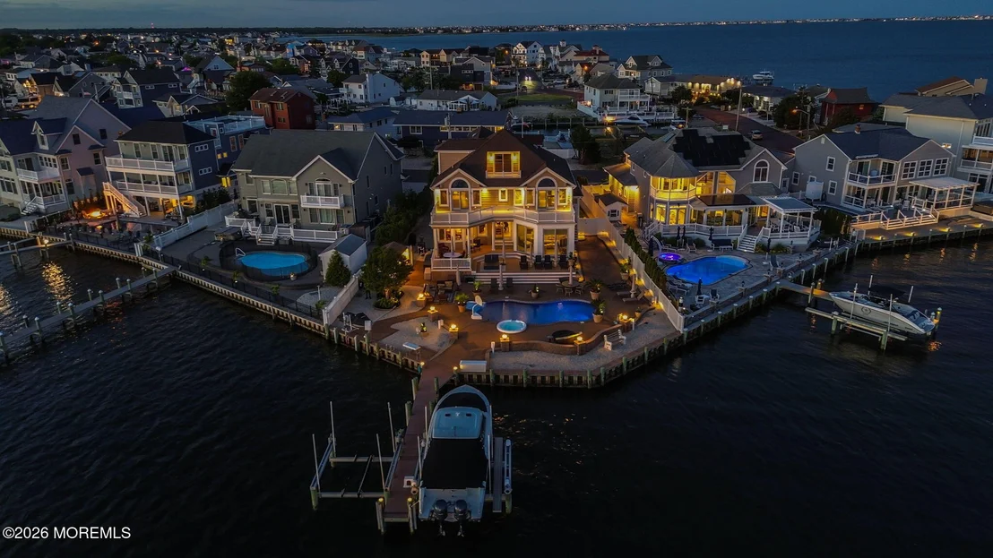 Photo of 531 Bayview Drive