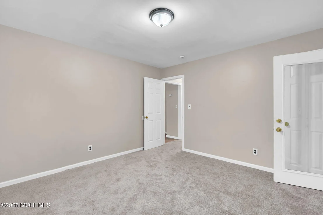 Photo of 121 Harding Drive