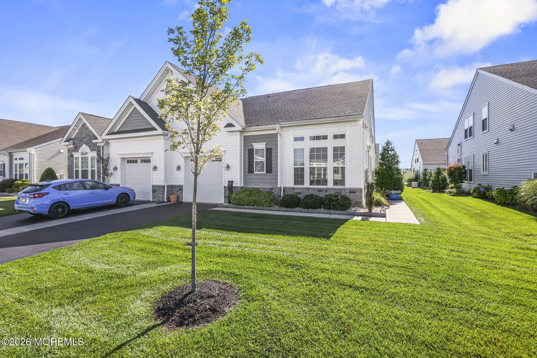 Photo of 96 Starlight Drive
