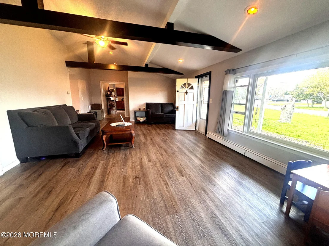 Photo of 1005 Beach Boulevard