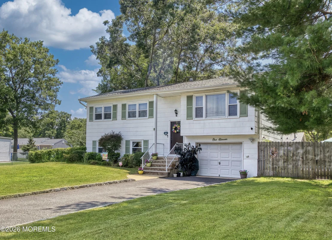 Photo of 111 Poplar Way