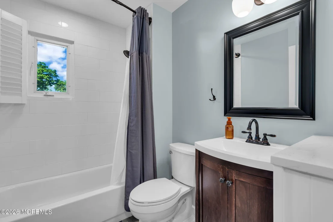 Photo of 1126 Overlook Drive